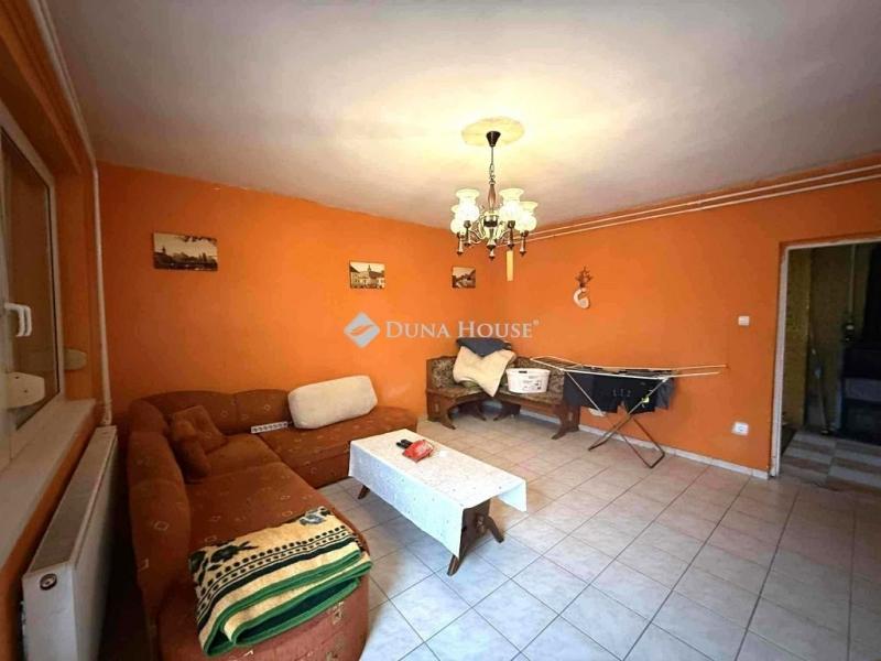 Eladó családi ház Győr