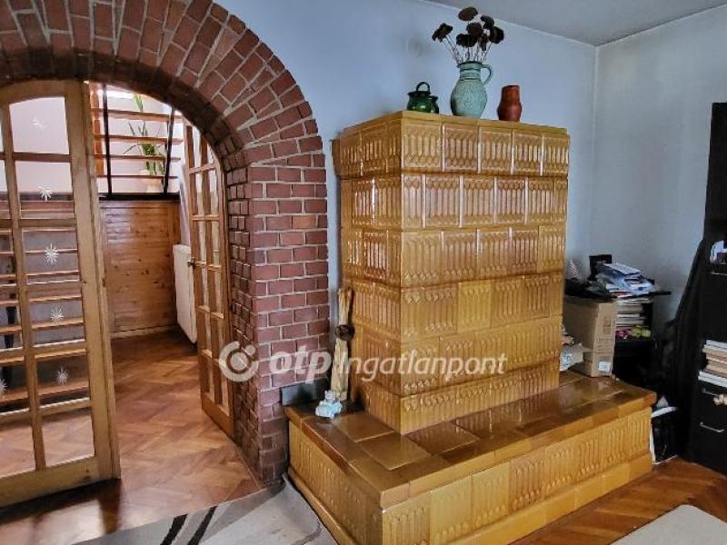 Eladó családi ház Csorna