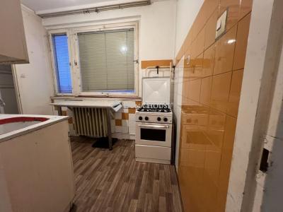 Eladó lakás Algyő