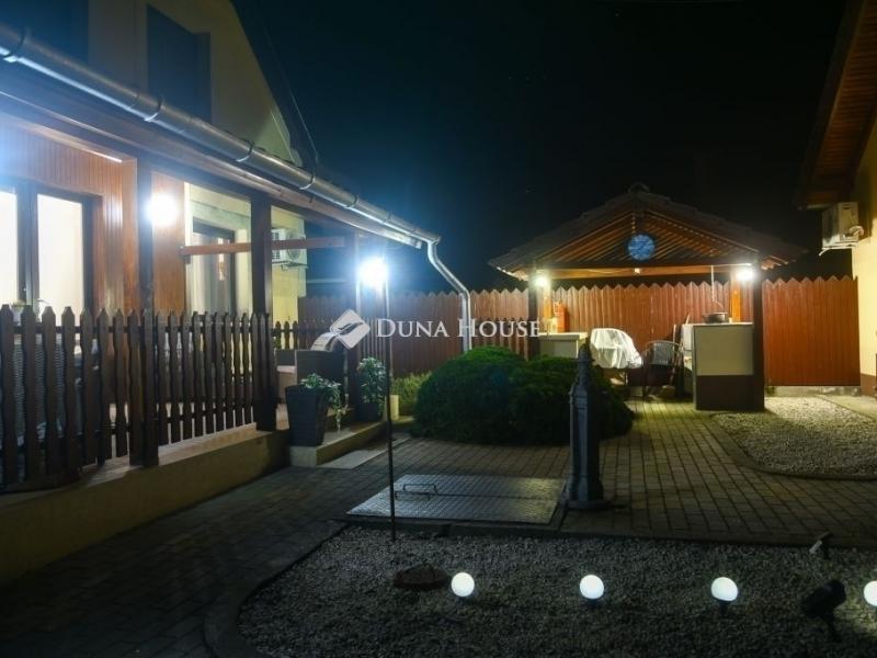 Eladó családi ház Mórahalom