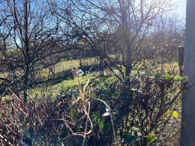 Eladó nyaraló Üröm