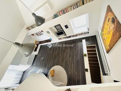 Eladó családi ház Budakalász