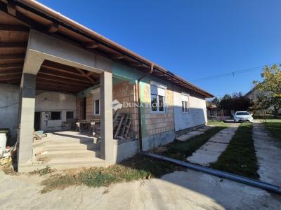 Eladó családi ház Enying