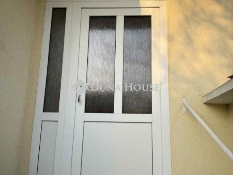 Eladó családi ház Dág