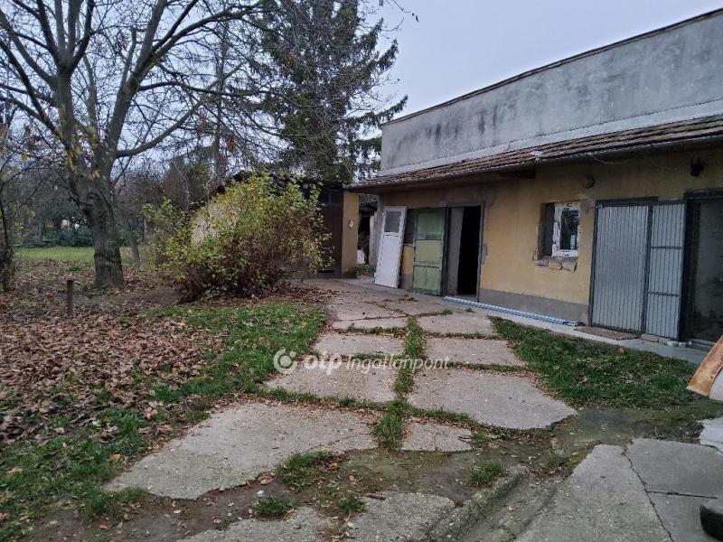 Eladó családi ház Aszód