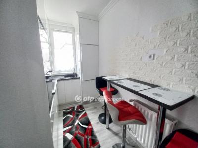 Eladó lakás Budapest