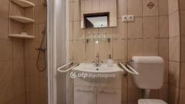 Eladó családi ház Balatonkenese