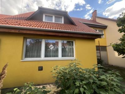 Eladó családi ház Cegléd