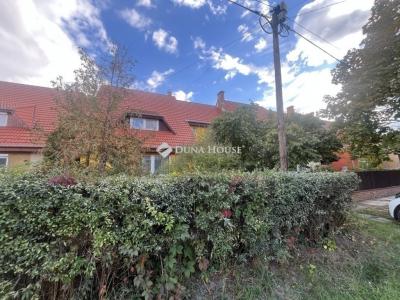Eladó családi ház Cegléd