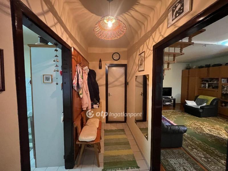 Eladó családi ház Püspökladány