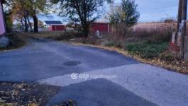 Eladó lakóövezeti telek Szeged