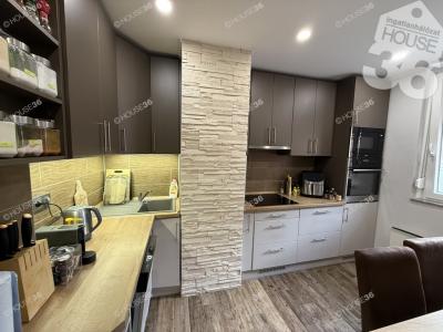 Eladó lakás Szekszárd