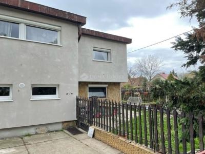 Eladó családi ház Maglód