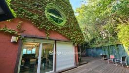 Eladó családi ház Budapest