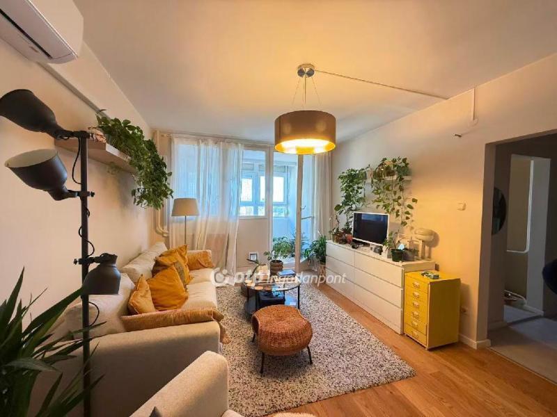 Eladó lakás Budapest