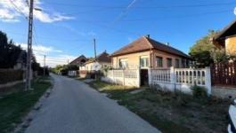 Eladó családi ház Kóka