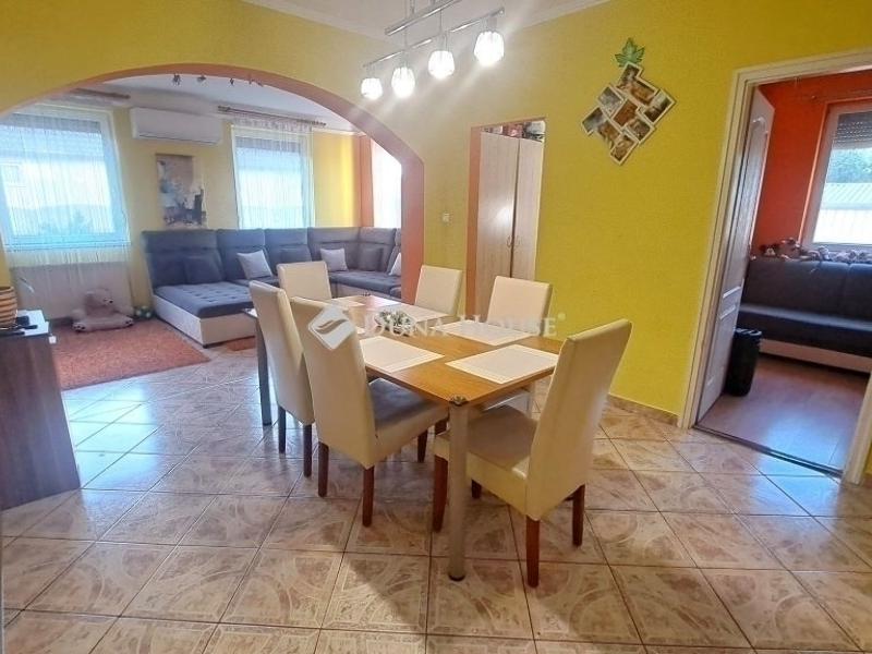 Eladó ikerház Üllő