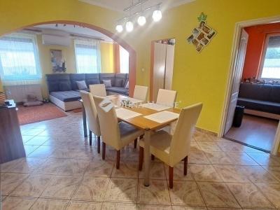 Eladó ikerház Üllő