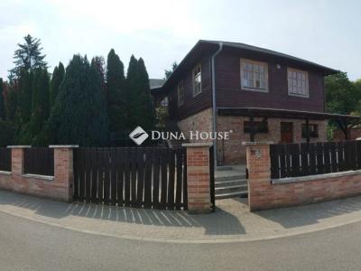 Eladó családi ház Gomba