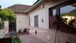 Eladó családi ház Gyula