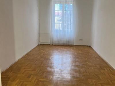 Eladó lakás Debrecen