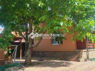 Eladó családi ház Bicsérd