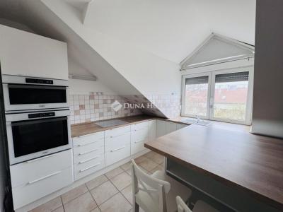 Eladó lakás Pécs