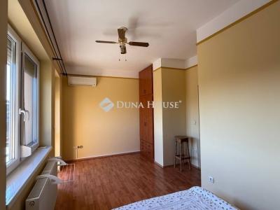 Eladó családi ház Diósd