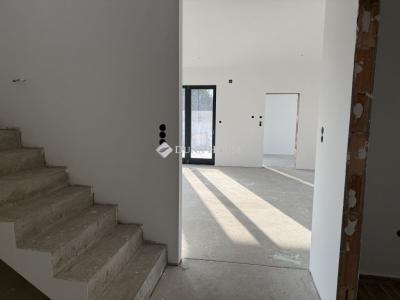 Eladó ikerház Érd