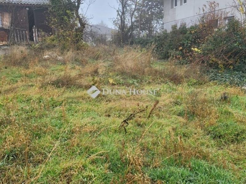 Eladó családi ház Érd