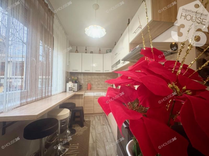 Eladó lakás Kecskemét