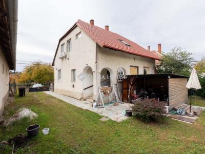 Eladó családi ház Győr