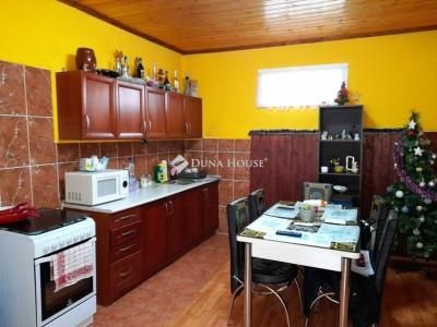 Eladó családi ház Tóalmás