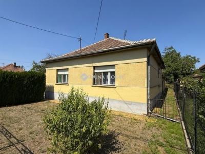 Eladó családi ház Budapest