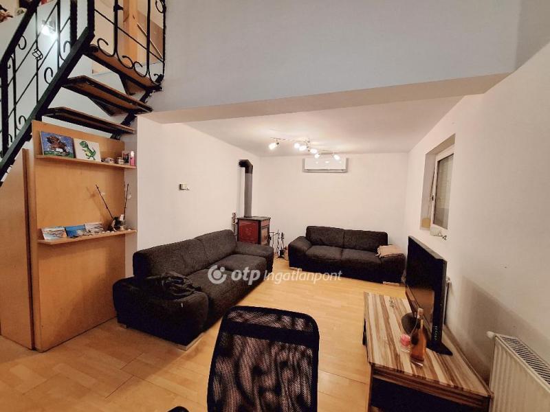 Eladó nyaraló Győr