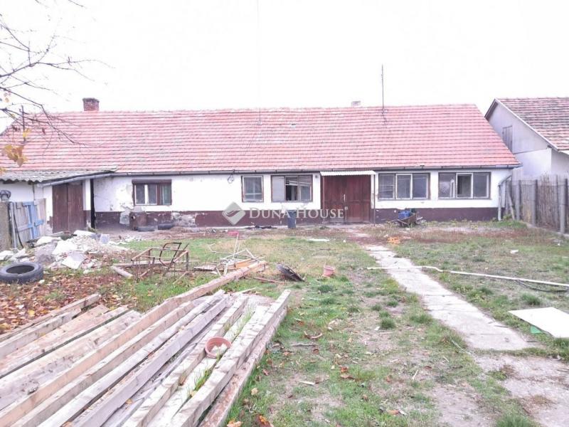 Eladó családi ház Szabadszállás