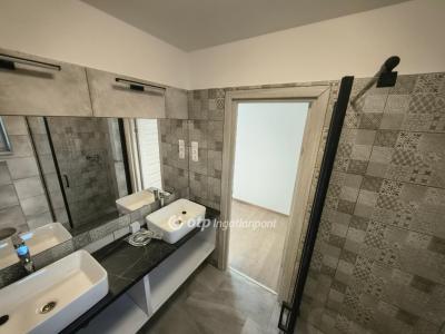 Eladó lakás Siófok