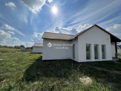 Eladó családi ház Ráckeve
