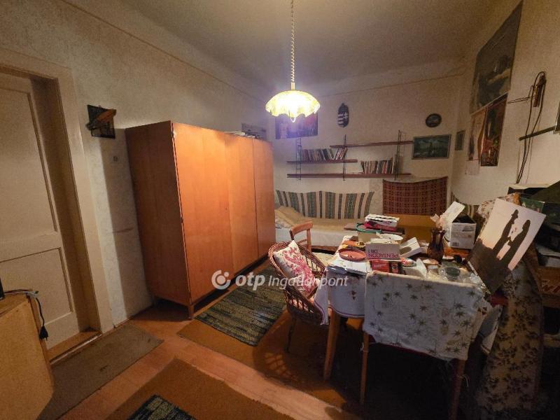 Eladó lakás Mezőhegyes