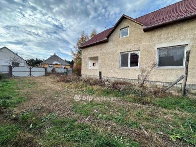 Eladó családi ház Nagykálló