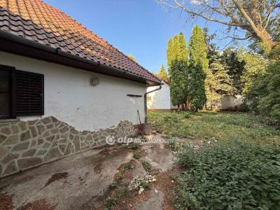 Eladó családi ház Budapest