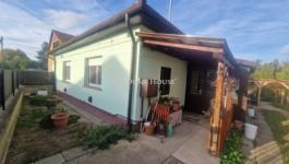 Eladó családi ház Üllő