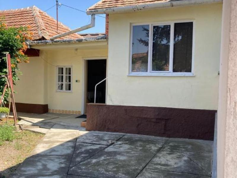 Eladó családi ház Gyomaendrőd