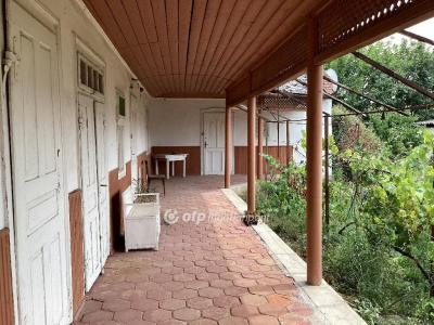 Eladó családi ház Gyomaendrőd