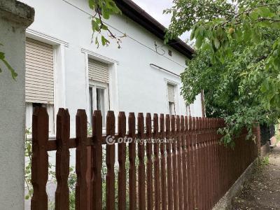 Eladó családi ház Gyomaendrőd