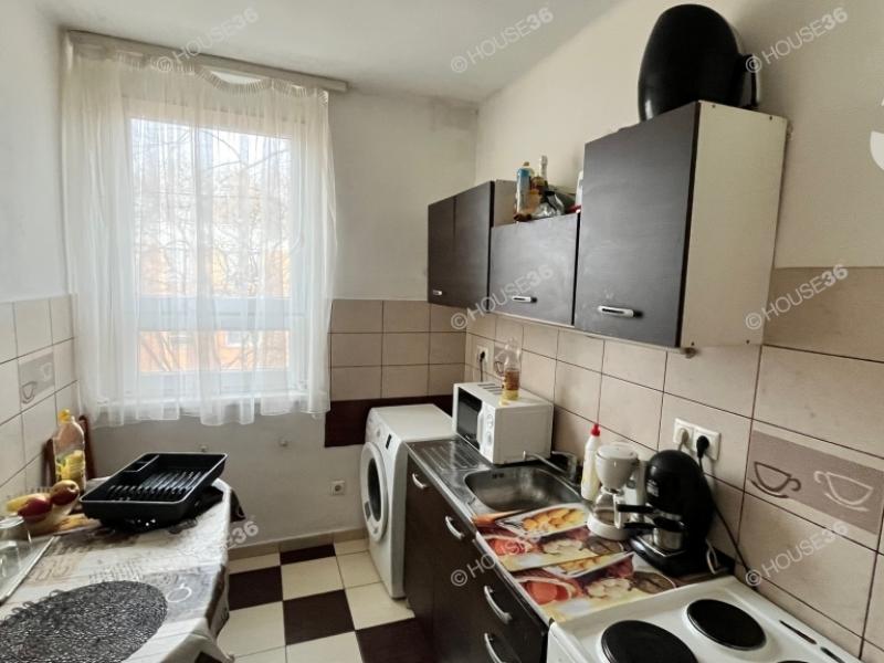 Eladó lakás Kecskemét