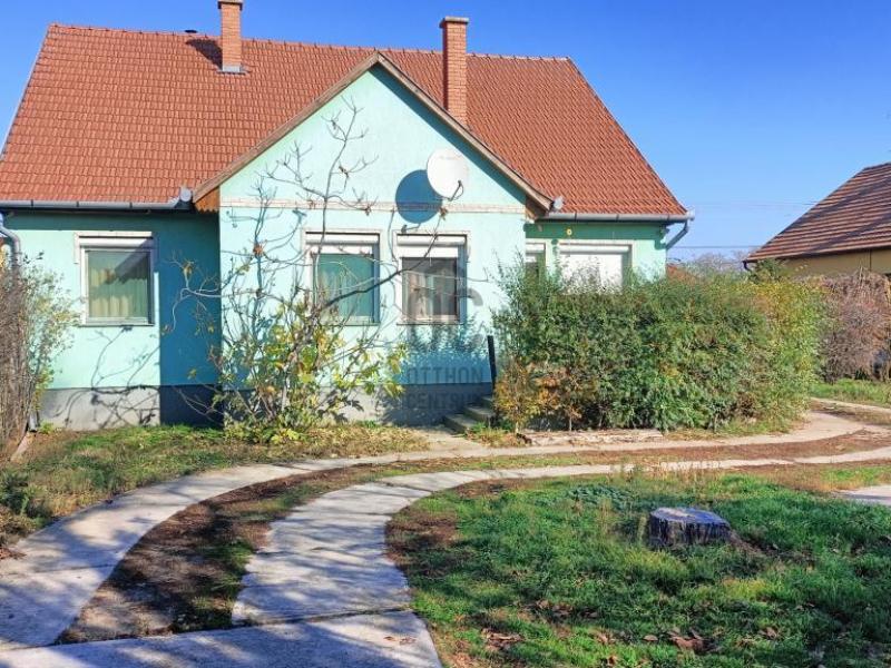 Eladó családi ház Nagykőrös
