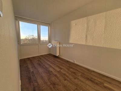 Eladó lakás Pécs