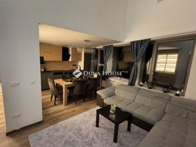 Eladó lakás Esztergom