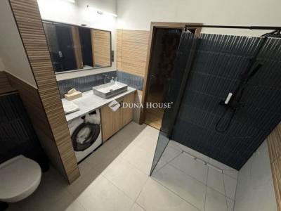 Eladó lakás Esztergom